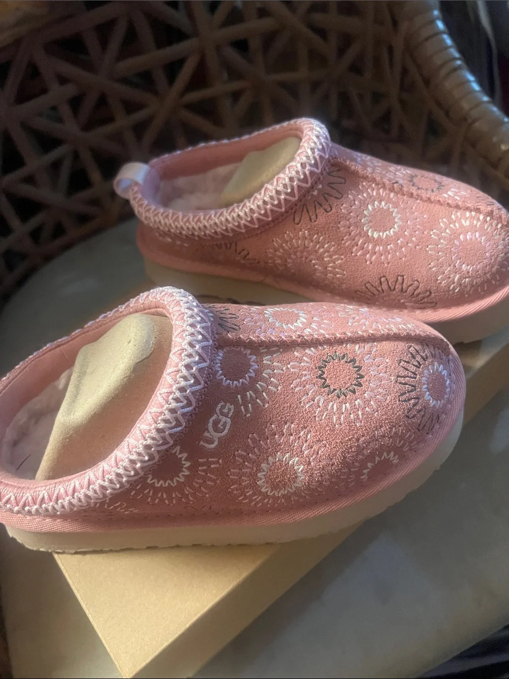 New Ugg K Tazz Sun Stitch Girls Slippers 13 NWB